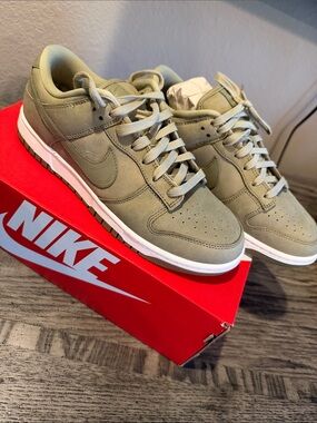 Nike Dunk Suede Sneakers in Olive